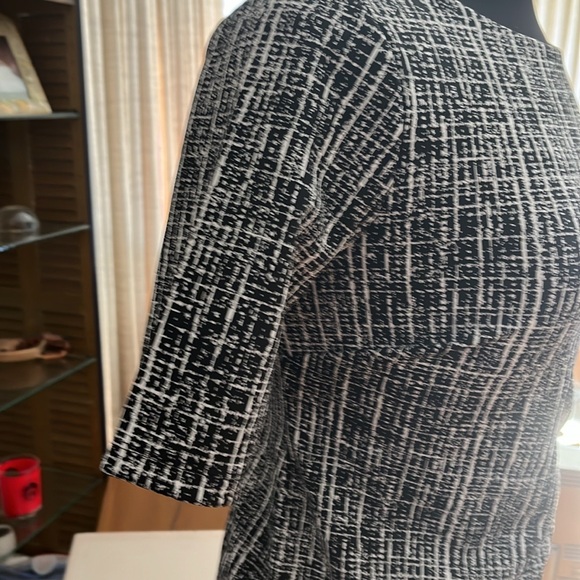 A pea in the pod dress. NWT.    Size medium - Picture 4 of 5